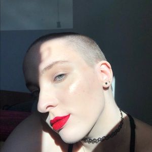 Meet your Posher, Grey